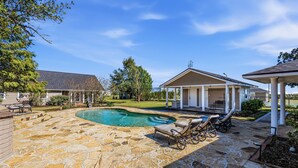 Unclassified image, 2 of 44, button - Space to Gather. Room to Relax. Bring Everyone—This Texas Ranch Has It All  (Huntsville)