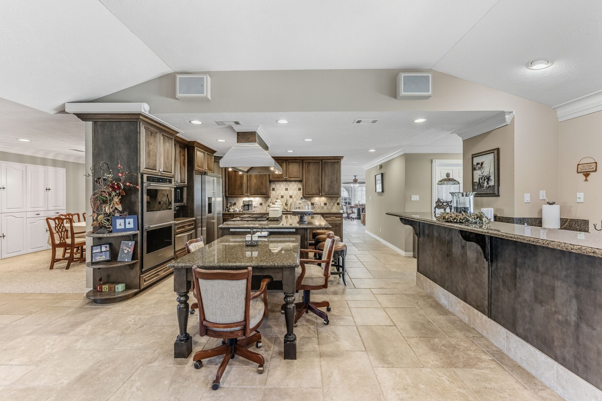 冰箱、微波炉、烤箱、炉灶