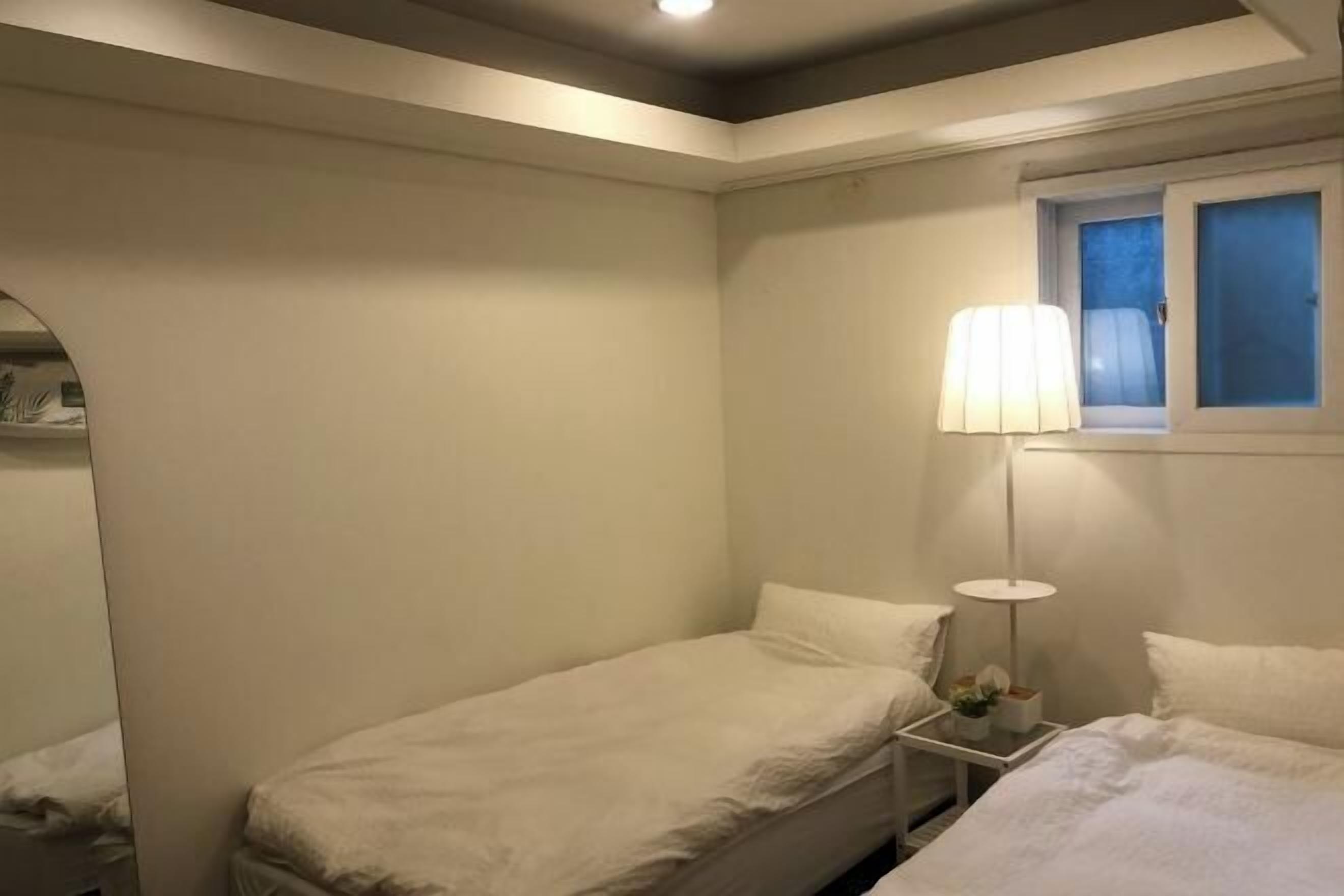 Silitysrauta/-lauta, ilmainen Wi-Fi