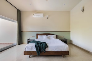 Deluxe Double Room, Balcony, Pool View | Premium bedding, down duvets, pillow-top beds, desk - Samarya CHikkamagaluru (Chikkamagaluru)