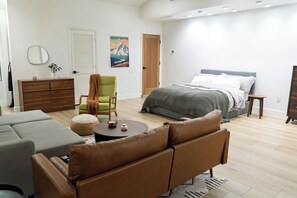 1 bedroom, travel cot, WiFi, bed sheets - Private Scottsdale Guesthouse Suite (Scottsdale)