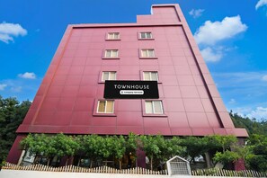 Exterior - Elite Stays at Rockview Enclave Gachibowli (Hyderabad)