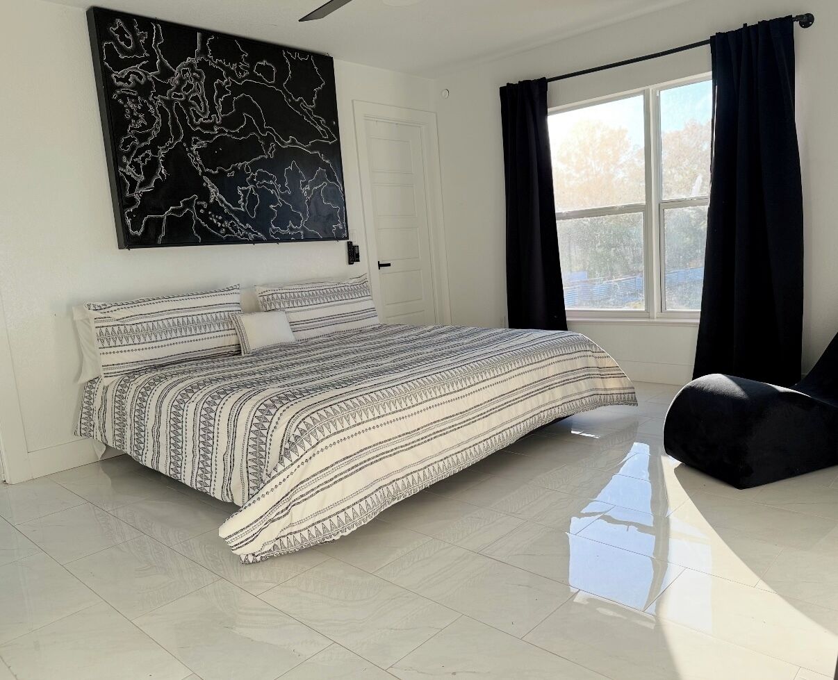 Bügeleisen/Bügelbrett, WLAN, Bettwäsche