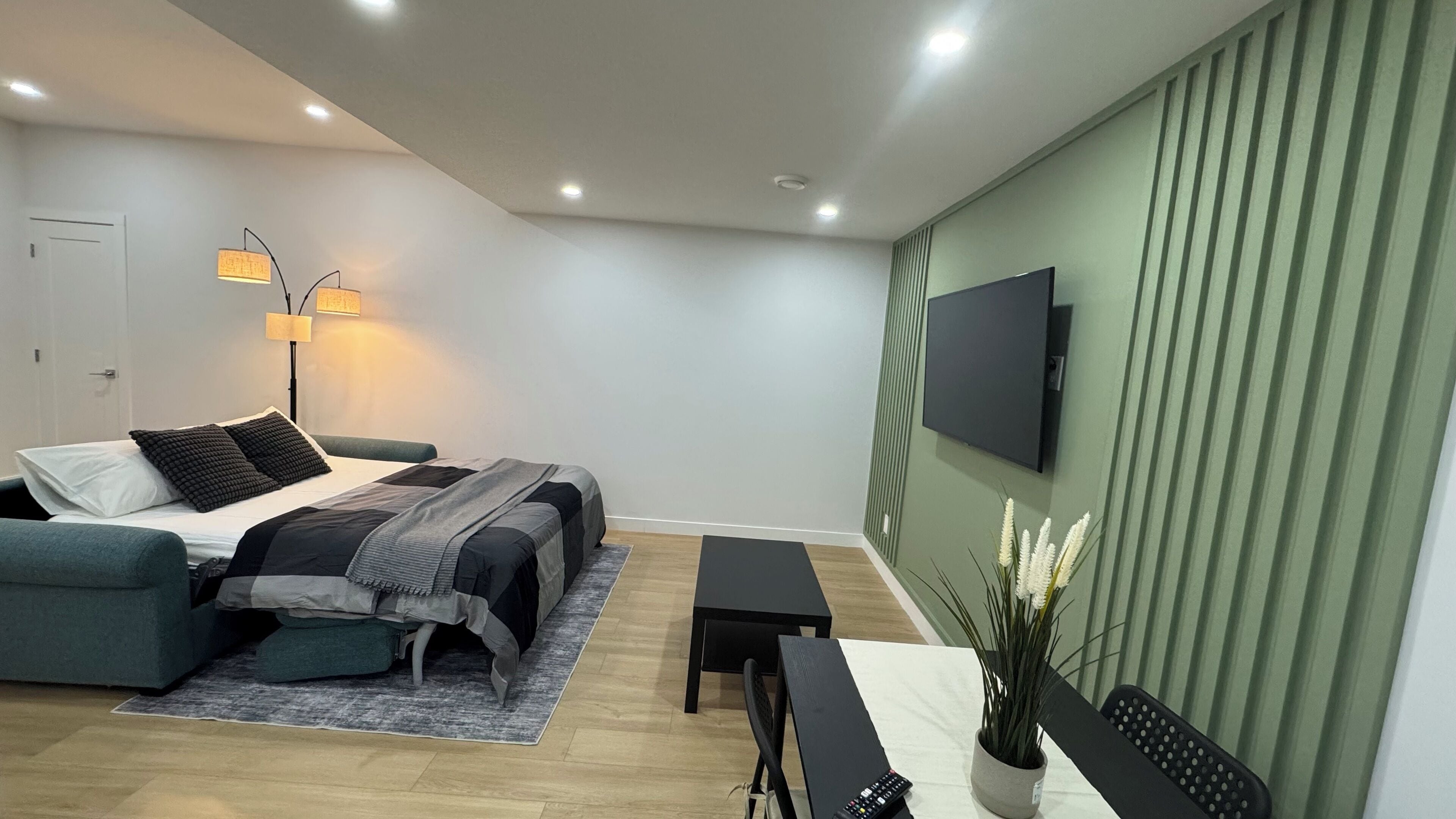1 bedroom, desk, iron/ironing board, travel cot