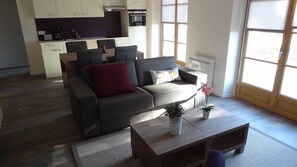 Living room - Ferrassieres Vacation Home (Ferrassières)