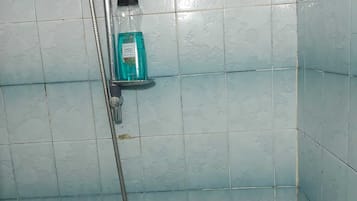 HÄrtork, bidé, handdukar och tvÄl