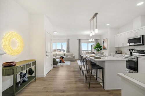 Mountain View Retreat with Two King Beds and Full House