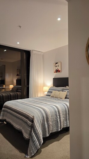1 chambre, coffres-forts dans les chambres, bureau
