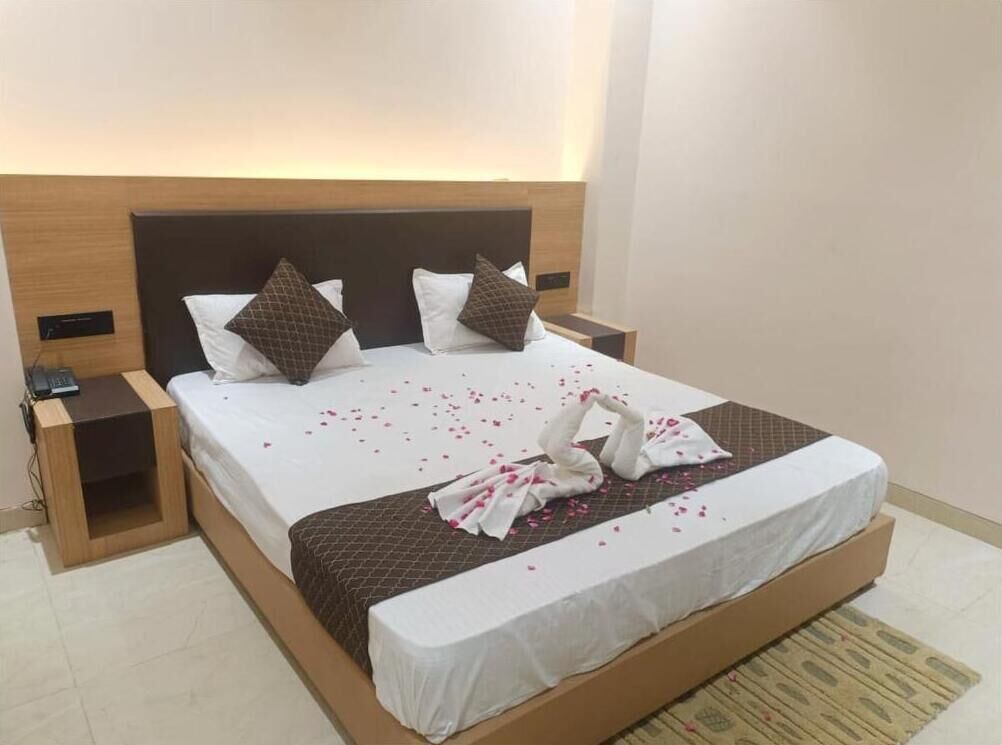 Bộ đồ giường kháng dị ứng, bàn, phòng cách âm 