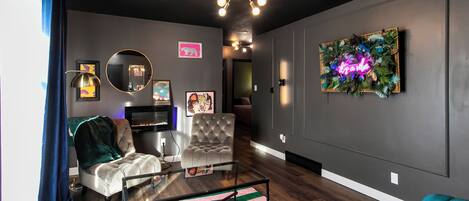 المنشأة من الداخل