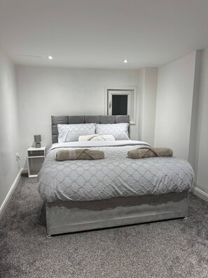 1 quarto, acesso à internet