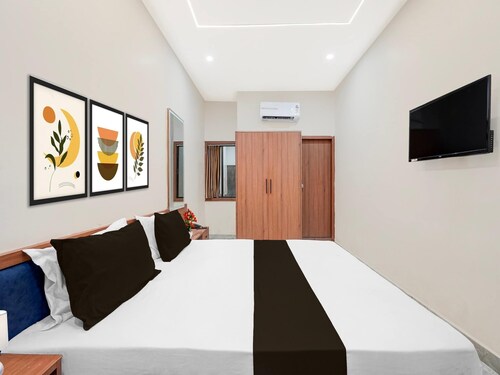 Collection O Chorwad Perial Inn