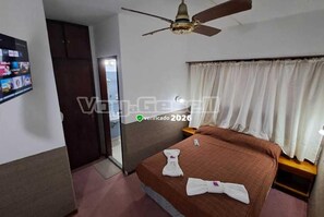 In-room safe, free WiFi