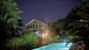 Pool - Private Wooden Pool Villa in Mae Rim for 4-6 Guests (Mae Rim)