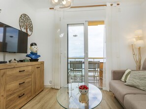 TV - Platja Mar by Interhome (L'Escala)