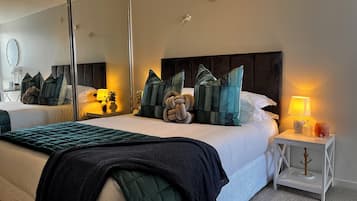 2 bedrooms, desk, iron/ironing board, free WiFi