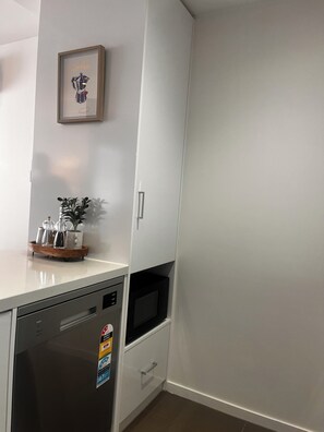 Interior - Hidden Gem on Neerim Road, Carnegie 2BR (Carnegie)