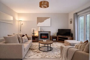 Fernseher, Kamin