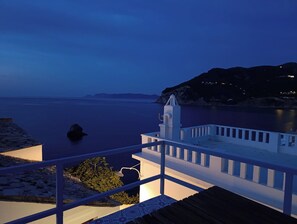Property grounds - Cozy 1-bedroom villa in Skopelos in romantic part with a breathtaking view (Skopelos)