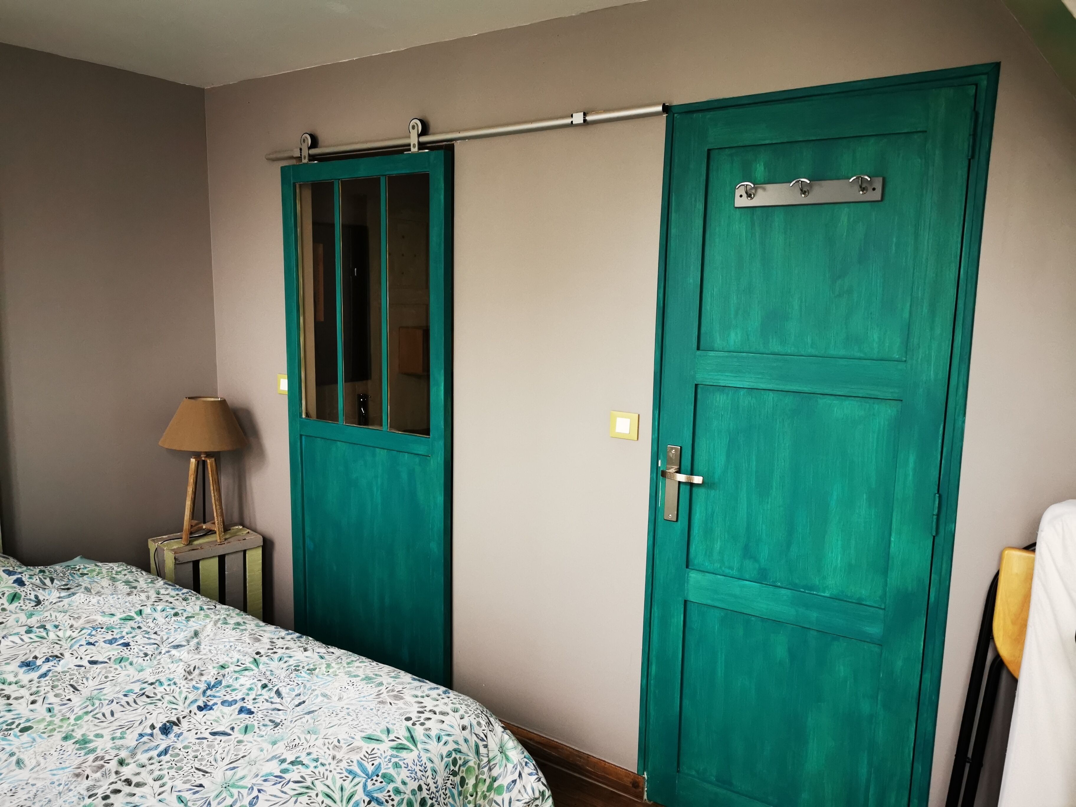 Fer et planche à repasser, Wi-Fi, draps fournis