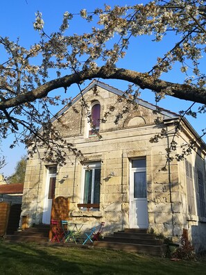 Exterior - Le presbytère, 2-star gite, in the countryside, near Parc Astérix (Les Ageux)