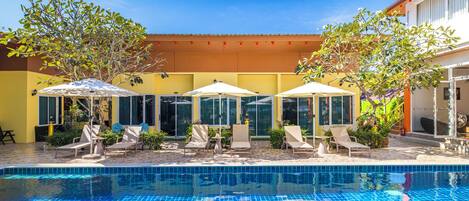 Outdoor pool, open 8:30 AM to 9:00 PM, pool umbrellas, sun loungers