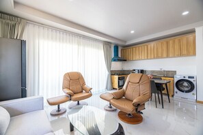 View from room - Tongtong Garden Holiday Hotel (Rawai)