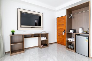 Superior Double Room, Balcony, Resort View | Living area - Tongtong Garden Holiday Hotel (Rawai)