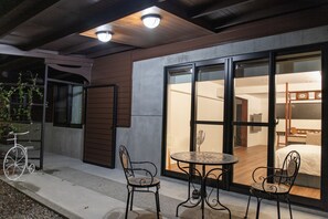 Outdoor dining - 左鄰右舍  慢旅空間 (Yilan County)