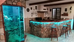 Bar (en la propiedad)