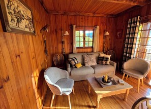 Living area - A little jewel on the road to Lac d'Allos (Allos)