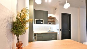 Private kitchen - Élégant 2 chambres au cœur du Marais (Paris)