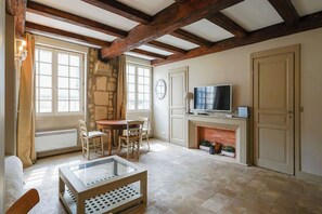 Offices - Élégant 1 chambre cœur du Marais - Calme & charme (Paris)
