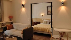 Unclassified image, 3 of 36, button - Elegant Apt near Eiffel Tower, Fast WiFi, (Paris)