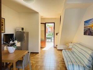 Interior - Two-story terraced house with private garden (Bibione)