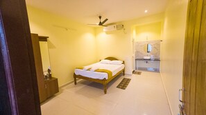 ห้องดีลักซ์ดับ  เบิล, ระเบียง, วิวทะเล | ตู้นิรภัยในห้องพัก, พื้นที่ทำงานแบบใช้แล็ปท็อป, Wi-Fi ฟรี