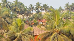 ด้านหน้าที่พัก