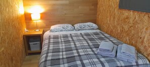 1 chambre, accès Internet, draps fournis