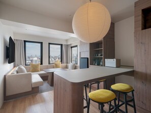 Deluxe Bunk Room, Non-smoking, City View