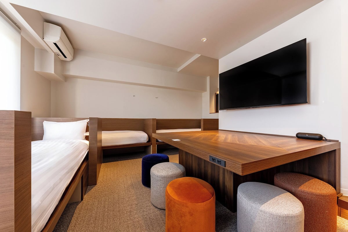 Family Room, Non Smoking, City View | Free WiFi