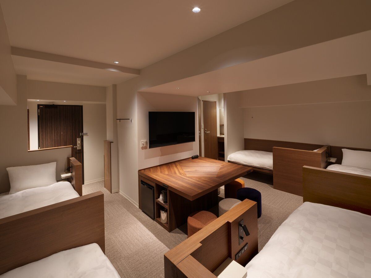 Family Room, Non Smoking, City View