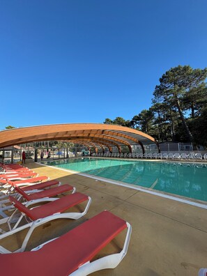 Pool - At "Greg and Ilhem (Lège-Cap-Ferret)