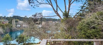 Cara: on the Lake with Fireplace