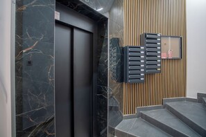 Interior - Grand Stay Apartment + Free Private Parking (Novi Sad)