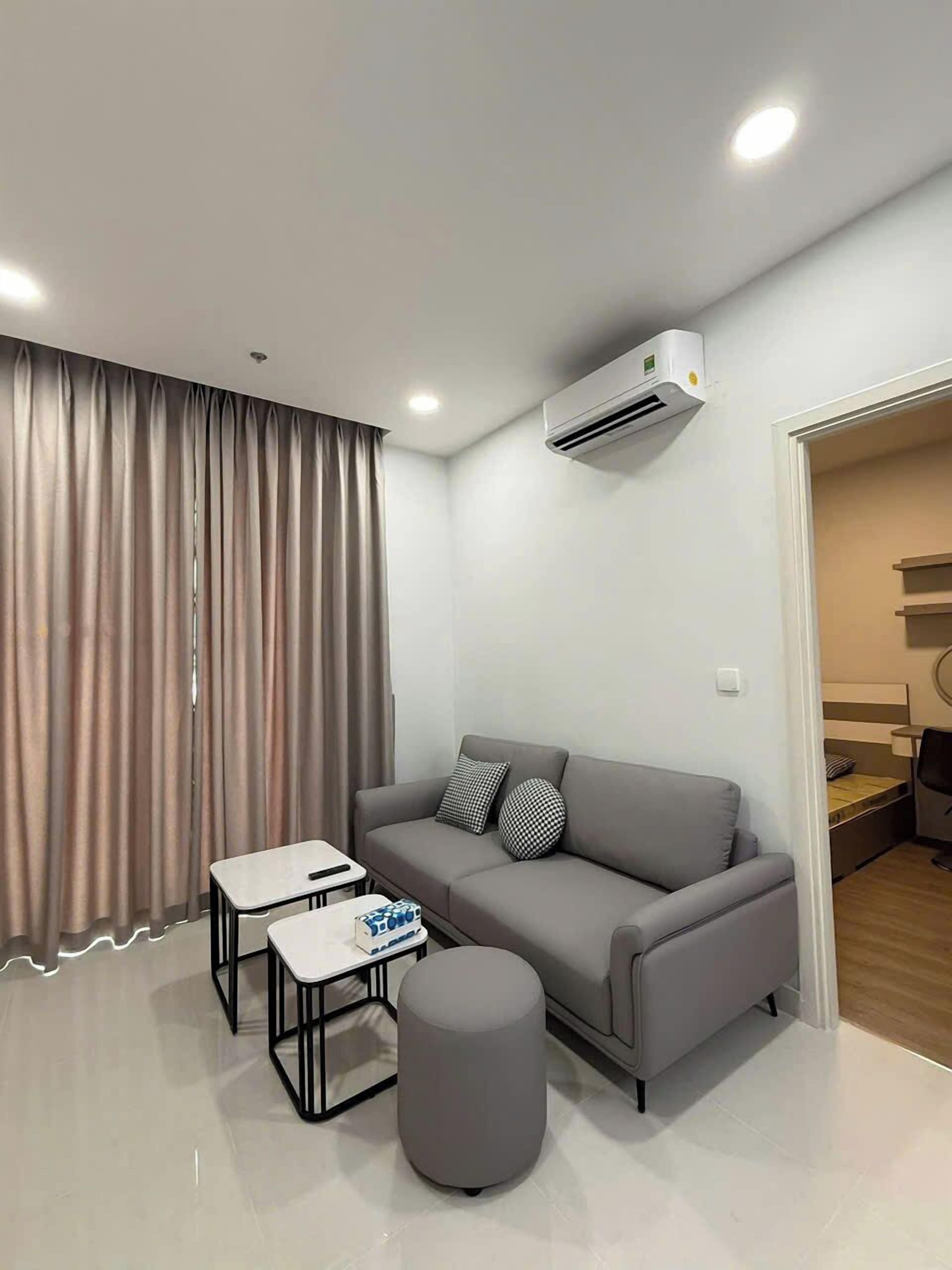 Basic Room, City View