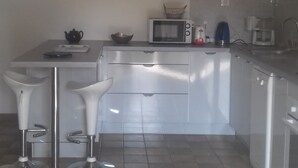 Private kitchen - Vacation house in Brittany near St Malo in fishing village (Matignon)
