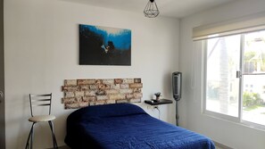3 bedrooms, WiFi, bed sheets - Acapulco's House with 3 gigant pools, massive gardens and 3 besrooms (Acapulco de Juárez)