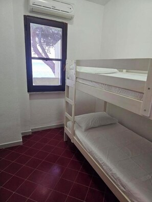 مكواة/لوح كي وواي فاي وملاءات أسرّة