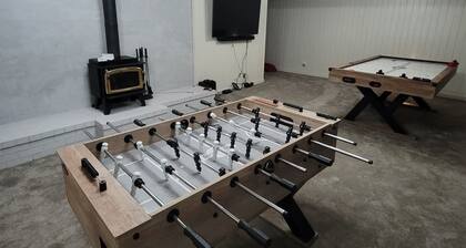 Epic memories & views! Swimming pool, chefs kitchen, sleeps 14