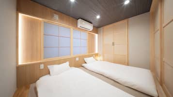 Suite – superior, 2 soverom, ikke-røyk, privat bad | Skrivebord, wi-fi (inkludert) og sengetøy